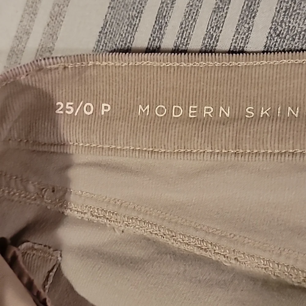 Loft Petties Corduroy Modern Skinny Pants Size 25/0P - Picture 6 of 8